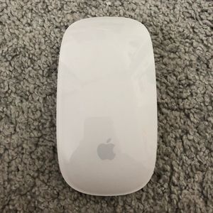 APPLE WIRELESS MOUSE!!! Magic Mouse One